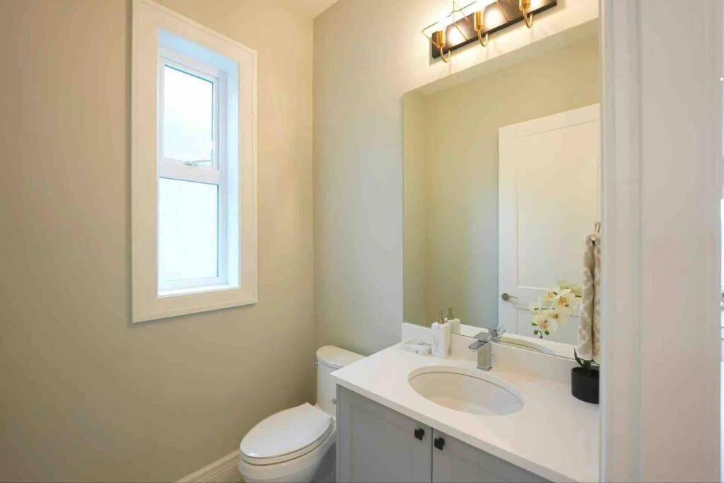 Four Bedrooms New Lovely Duplex House-1628 Vancouver Exterior foto